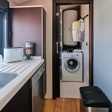 Faro De Corrubedo By Serendipia Turismo アパート リベイラ